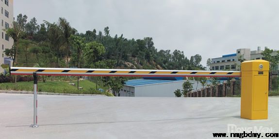 單桿道閘 HM-ZG-M