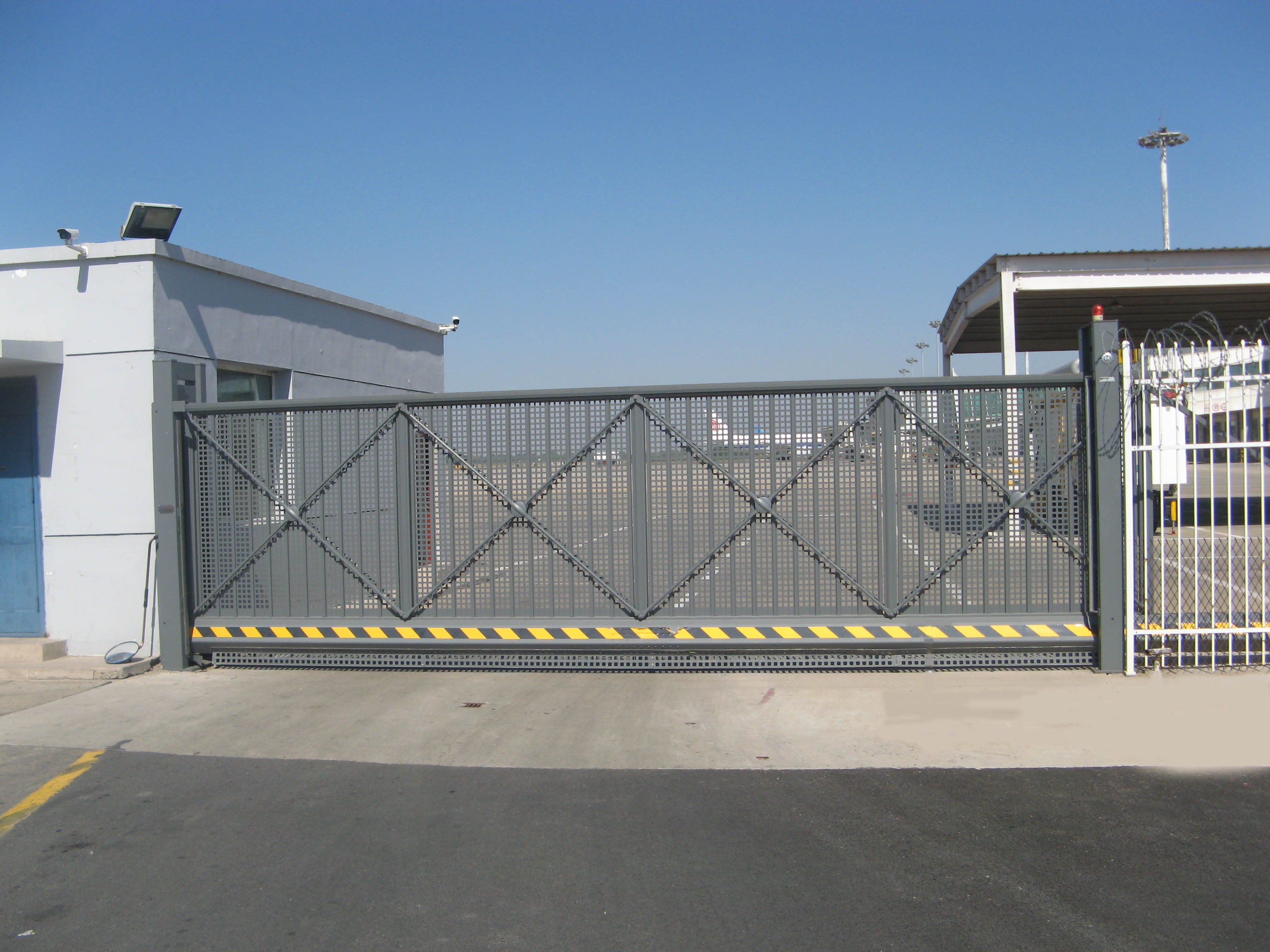 包頭機(jī)場(chǎng)懸浮門