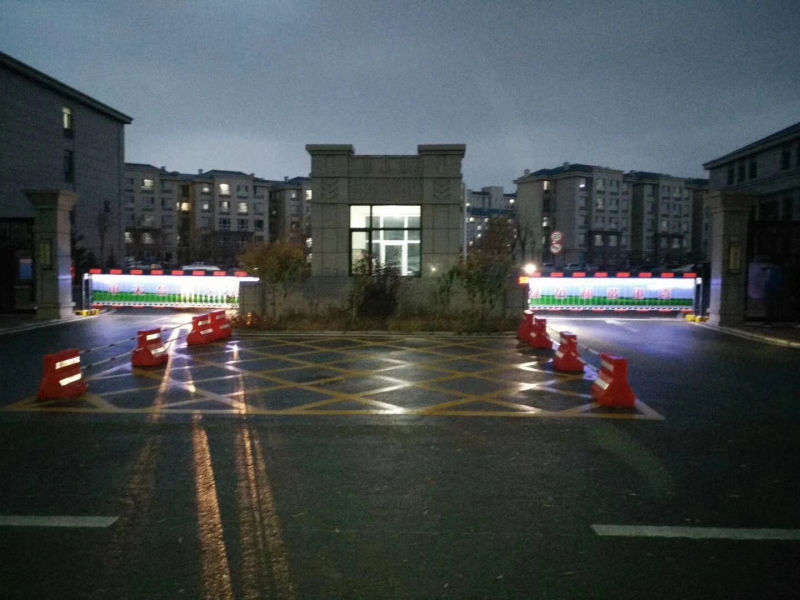 中天合創(chuàng)公寓空降門+系統(tǒng)